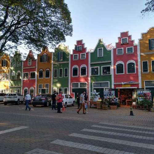 Guarda-chuvas de Holambra, Holambra, São Paulo, Brasil