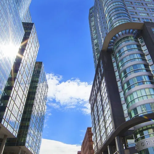 Warwick Le Crystal, Montreal, Quebec, Canadá